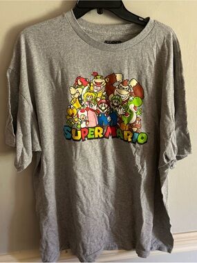 Nintendo Super Mario Gray Short-Sleeve Graphic Tee